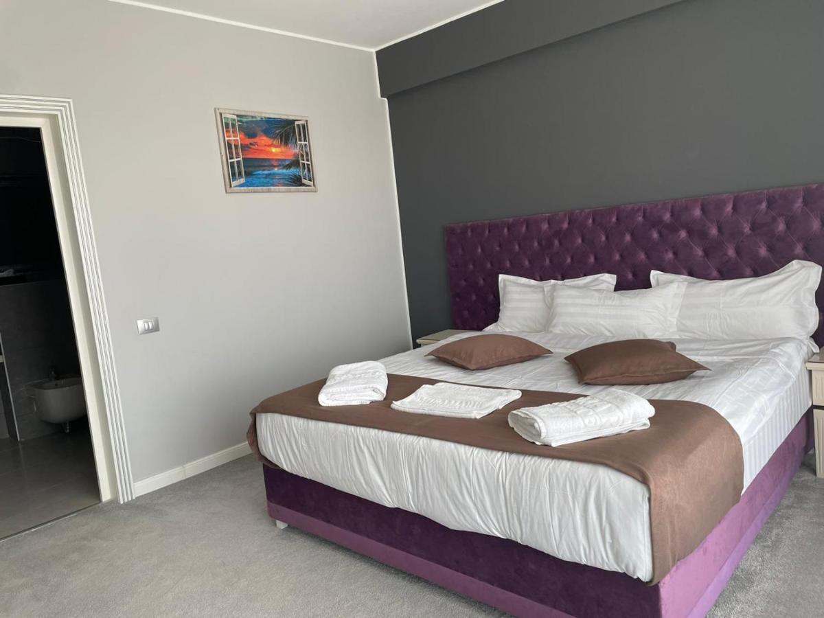 Mira Residence Apart & Penthouse Нэводари Экстерьер фото