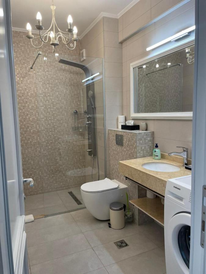 Mira Residence Apart & Penthouse Нэводари Экстерьер фото