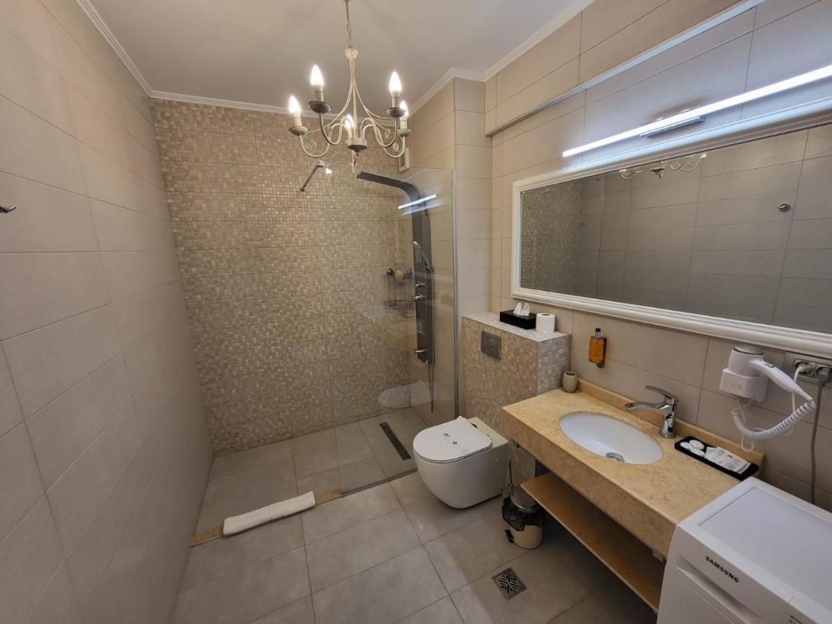 Mira Residence Apart & Penthouse Нэводари Экстерьер фото