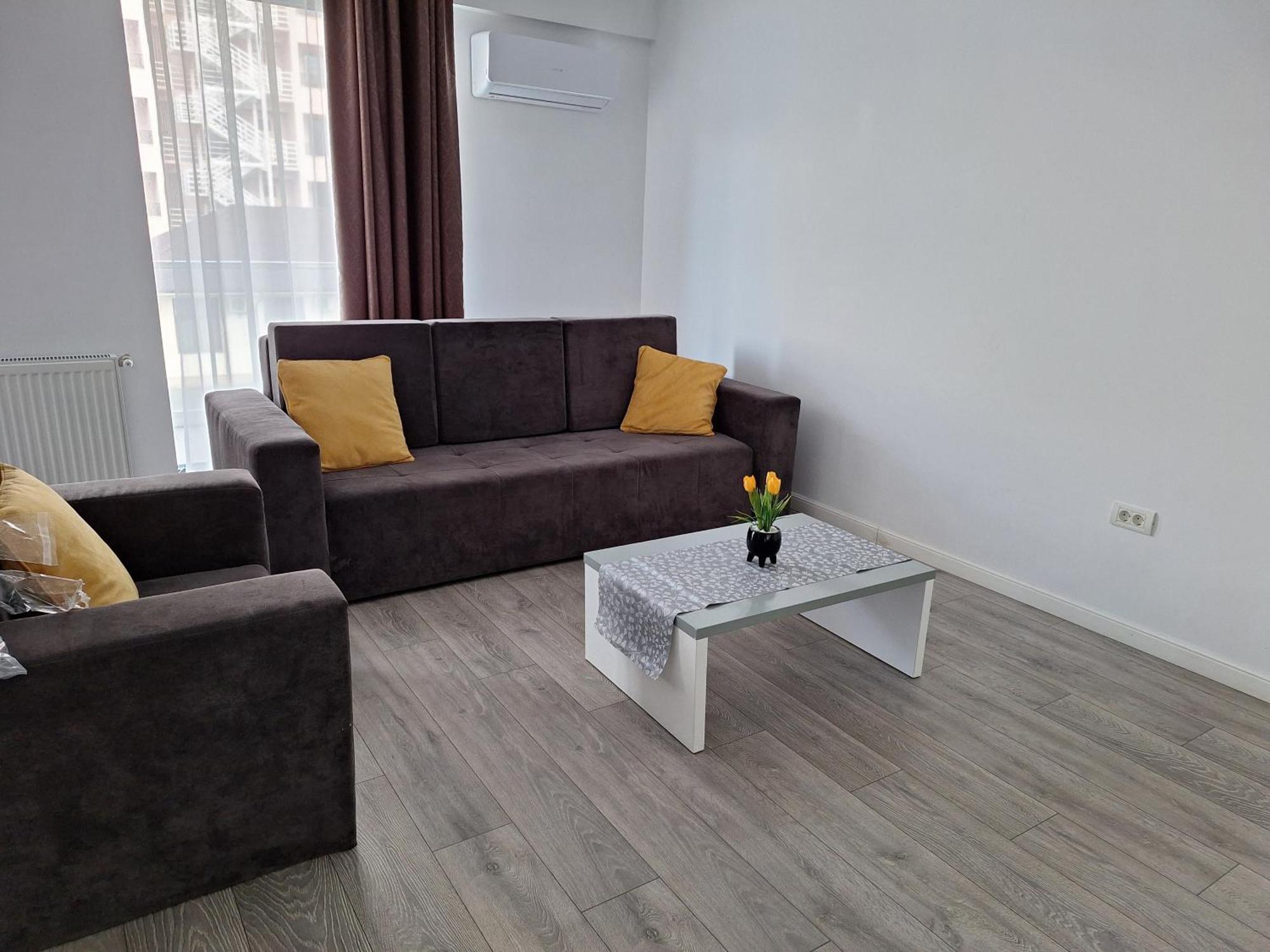 Mira Residence Apart & Penthouse Нэводари Экстерьер фото