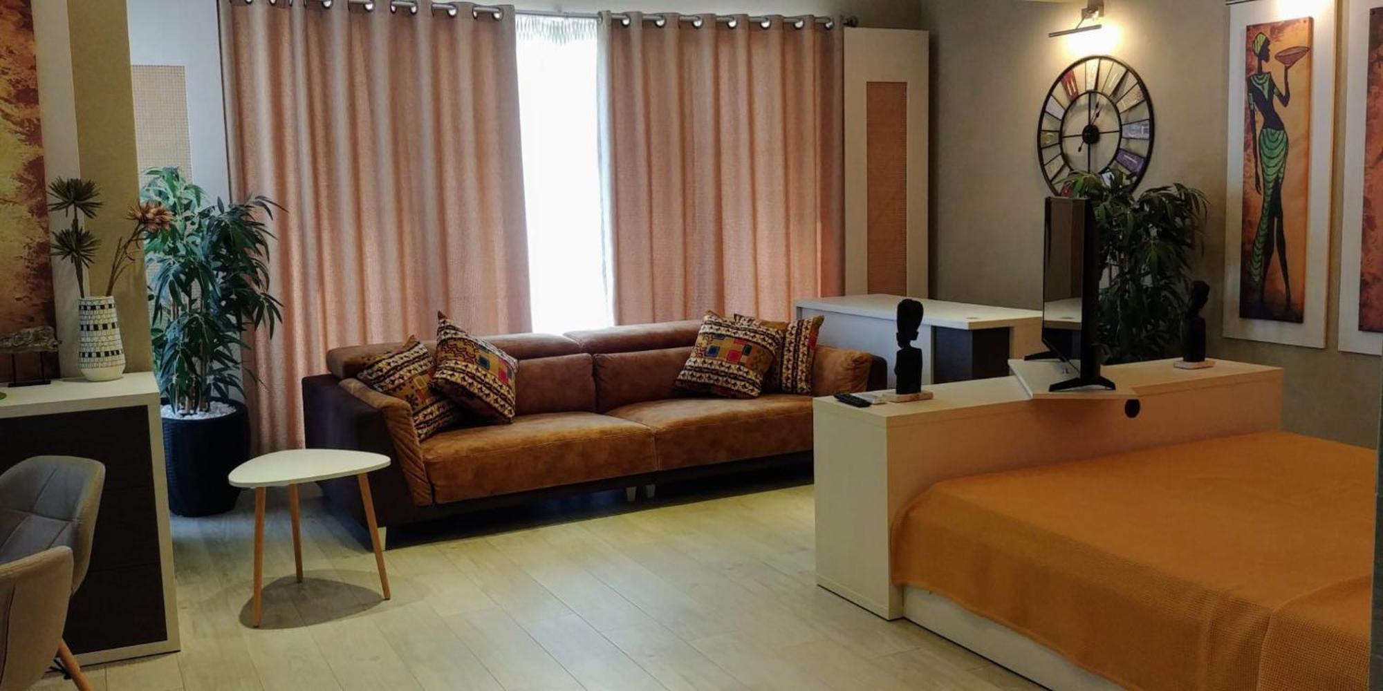 Mira Residence Apart & Penthouse Нэводари Экстерьер фото